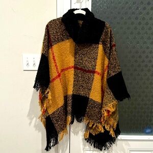 ♥️ BELK OSFM Poncho Camel Brown Black Multi Color NWT!♥️ BEAUTIFUL!!!☝🏻 😍 🧥